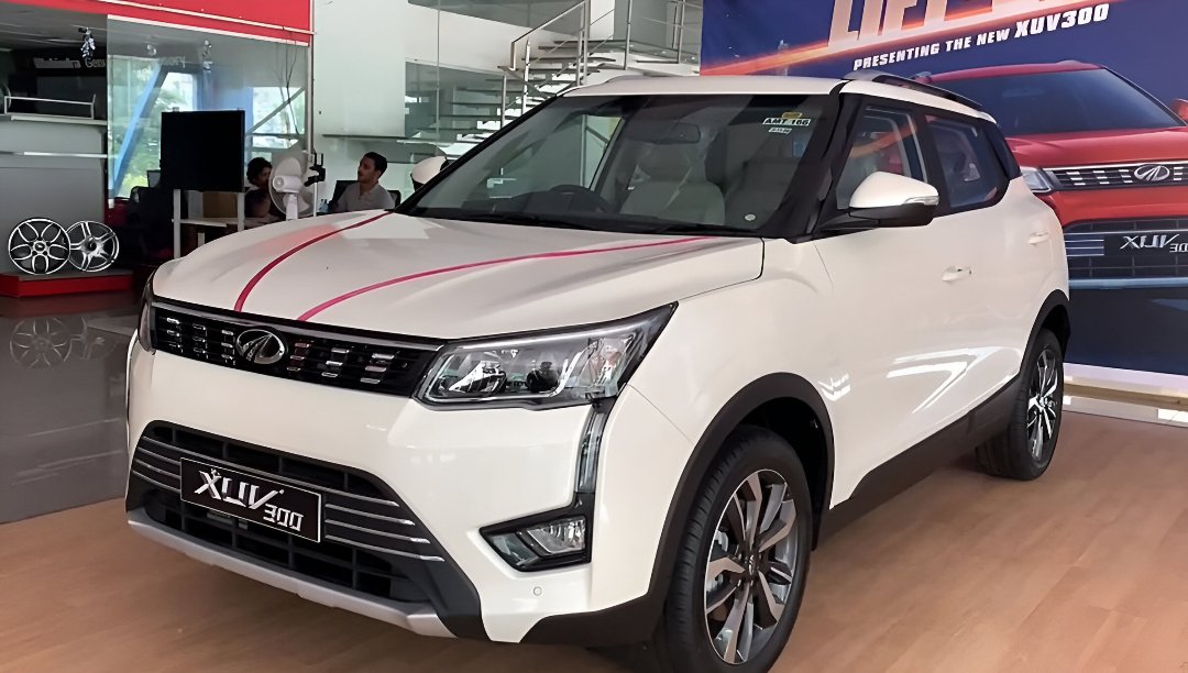 Mahindra XUV30