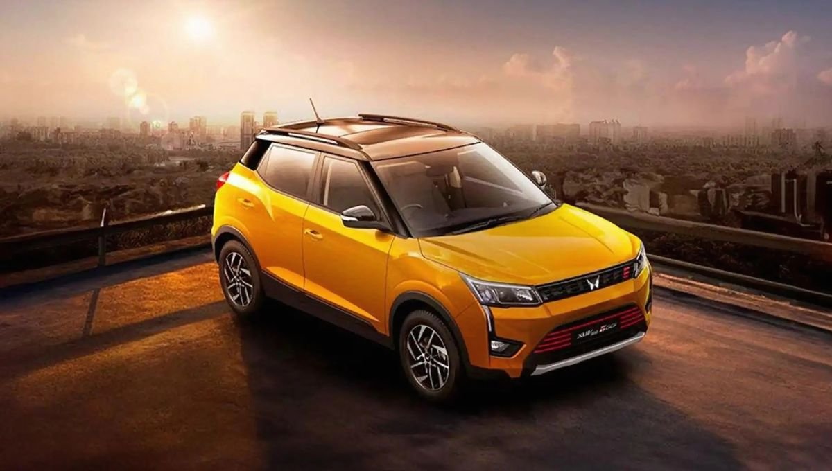 Mahindra XUV3XO
